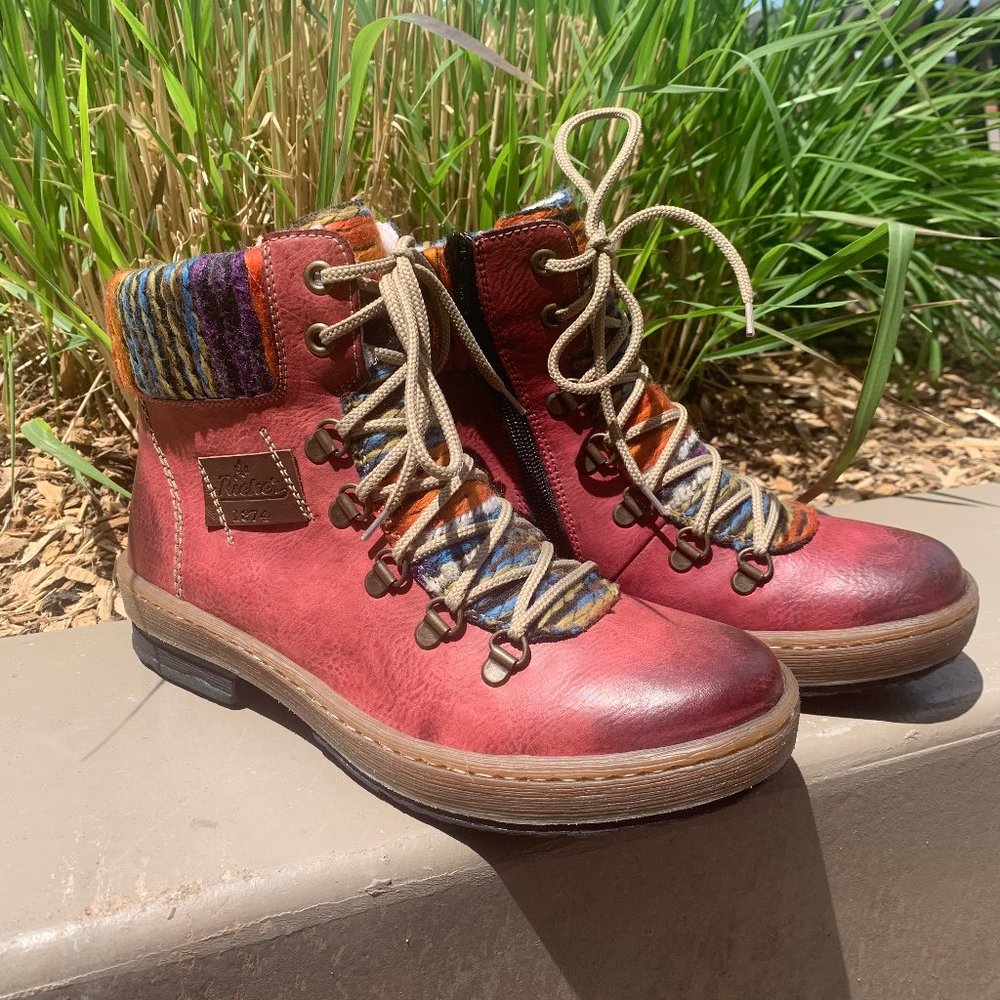 Boots - Picture 3 of 3